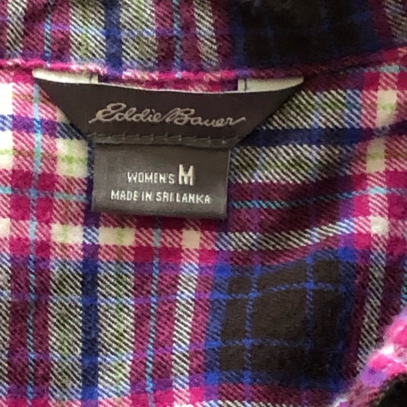 Eddie Bauer Women’s Flannel button shirt. Medium - Picture 4 of 4